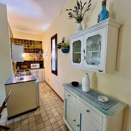 App Emily By La Via Del Mare Viaggi E Vacanze * 빌라시미우스