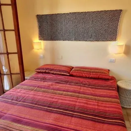 App Emily By La Via Del Mare Viaggi E Vacanze 아파트 빌라시미우스